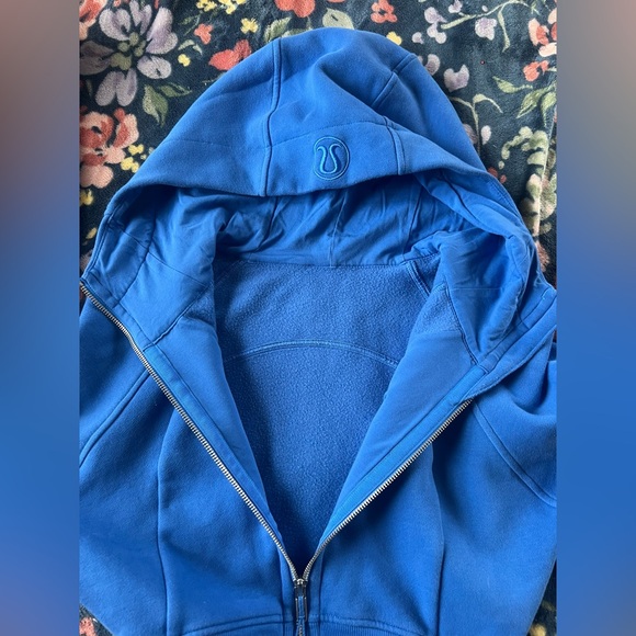 Lululemon cropped scuba full zipper 💙 - Picture 11 of 12